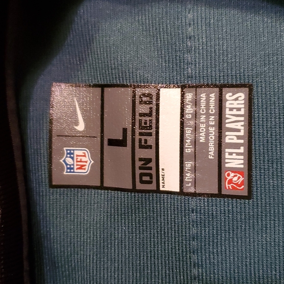 Philadelphia Eagles Wentz Jersey - Picture 4 of 11